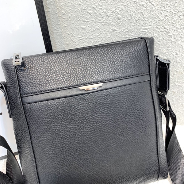 スーパーコピーブランドバッグ着用イメージ